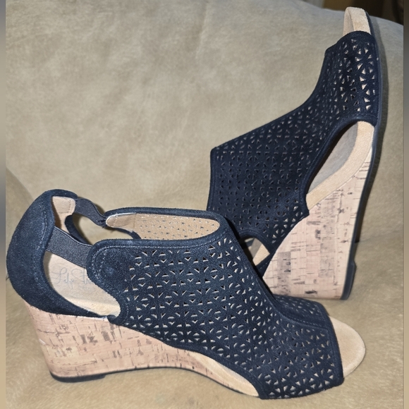 Life Stride Women's Black Hinx 2 Wedges  Heels Size 10M - Picture 7 of 8